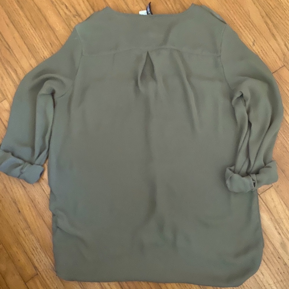 H&M button down - Picture 2 of 5